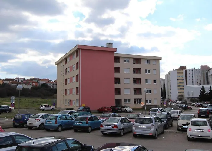 Apartamento Mladen *