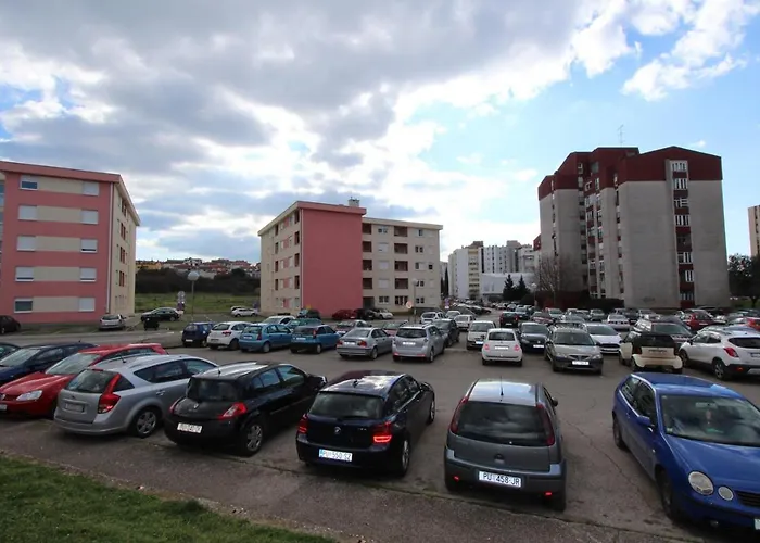 Mladen Apartman *
